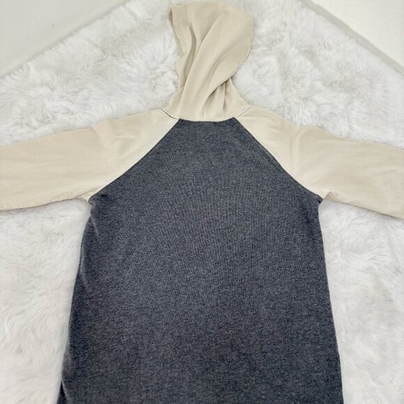 Gymboree long-sleeve hoodie t-shirt designed for boys - Picture 6 of 9